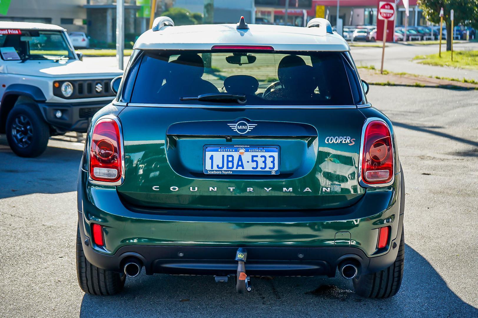 2019 MINI Countryman Cooper S in Green