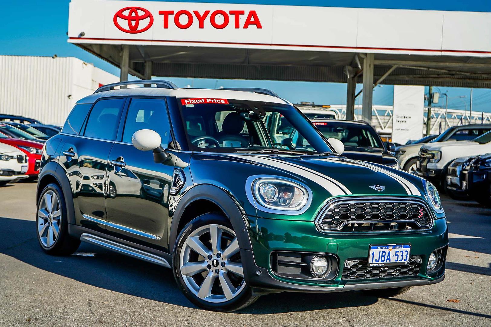 2019 MINI Countryman Cooper S in Green
