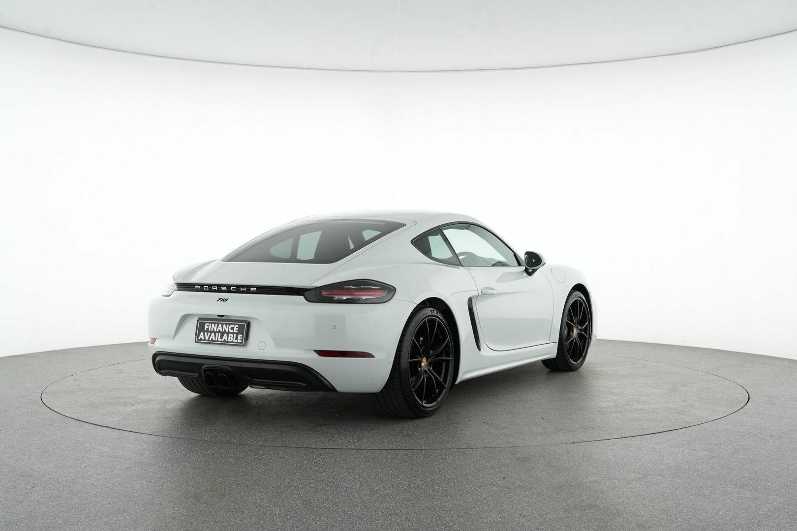 2018 Porsche 718 Cayman in White