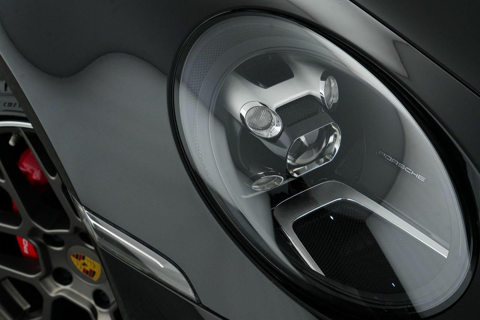 2020 Porsche 911 Carrera 4S in Black