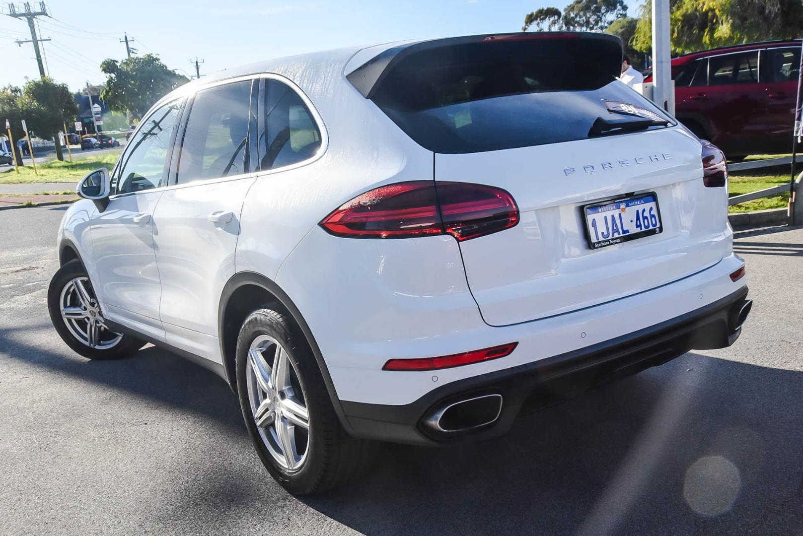 2016 Porsche Cayenne Diesel in White