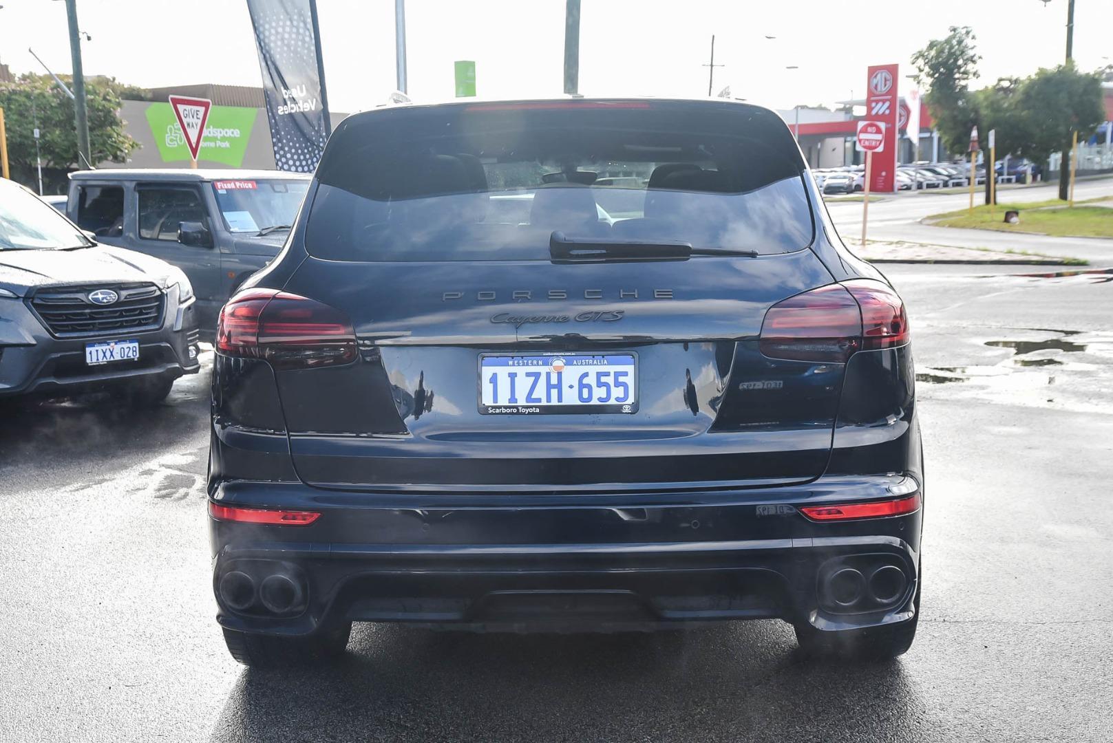 2016 Porsche Cayenne GTS in Blue