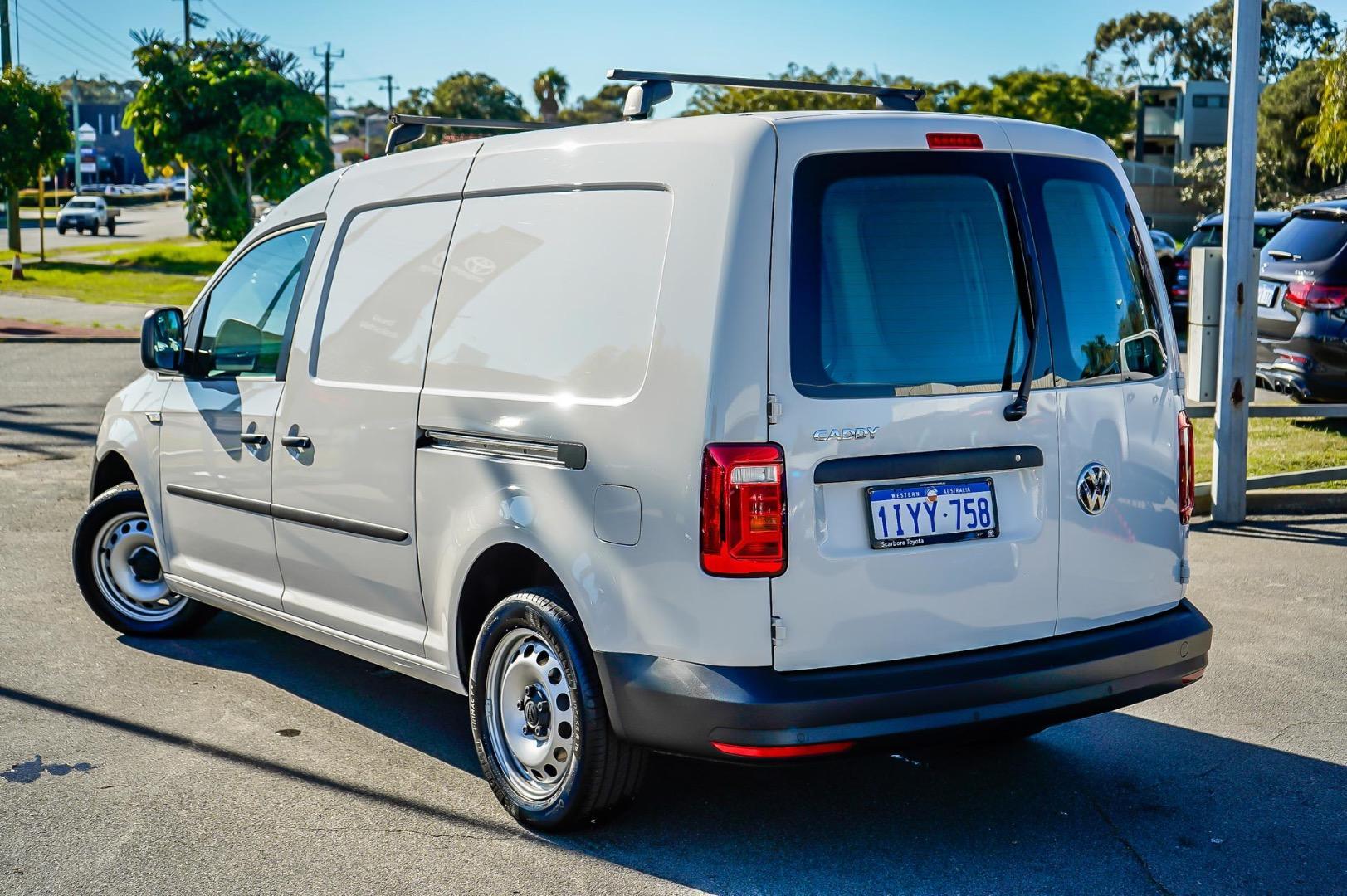 2020 Volkswagen Caddy TSI220 in White