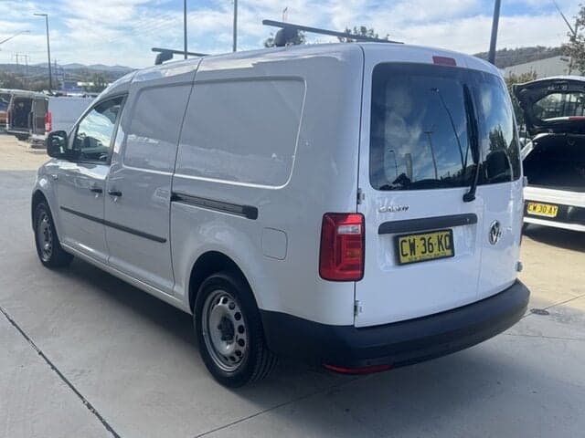 2020 Volkswagen Caddy TSI220 in White