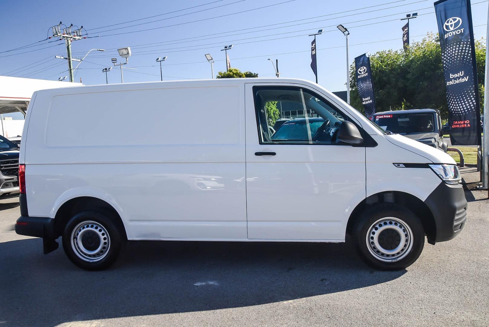 2022 Volkswagen Transporter TDI340 in White