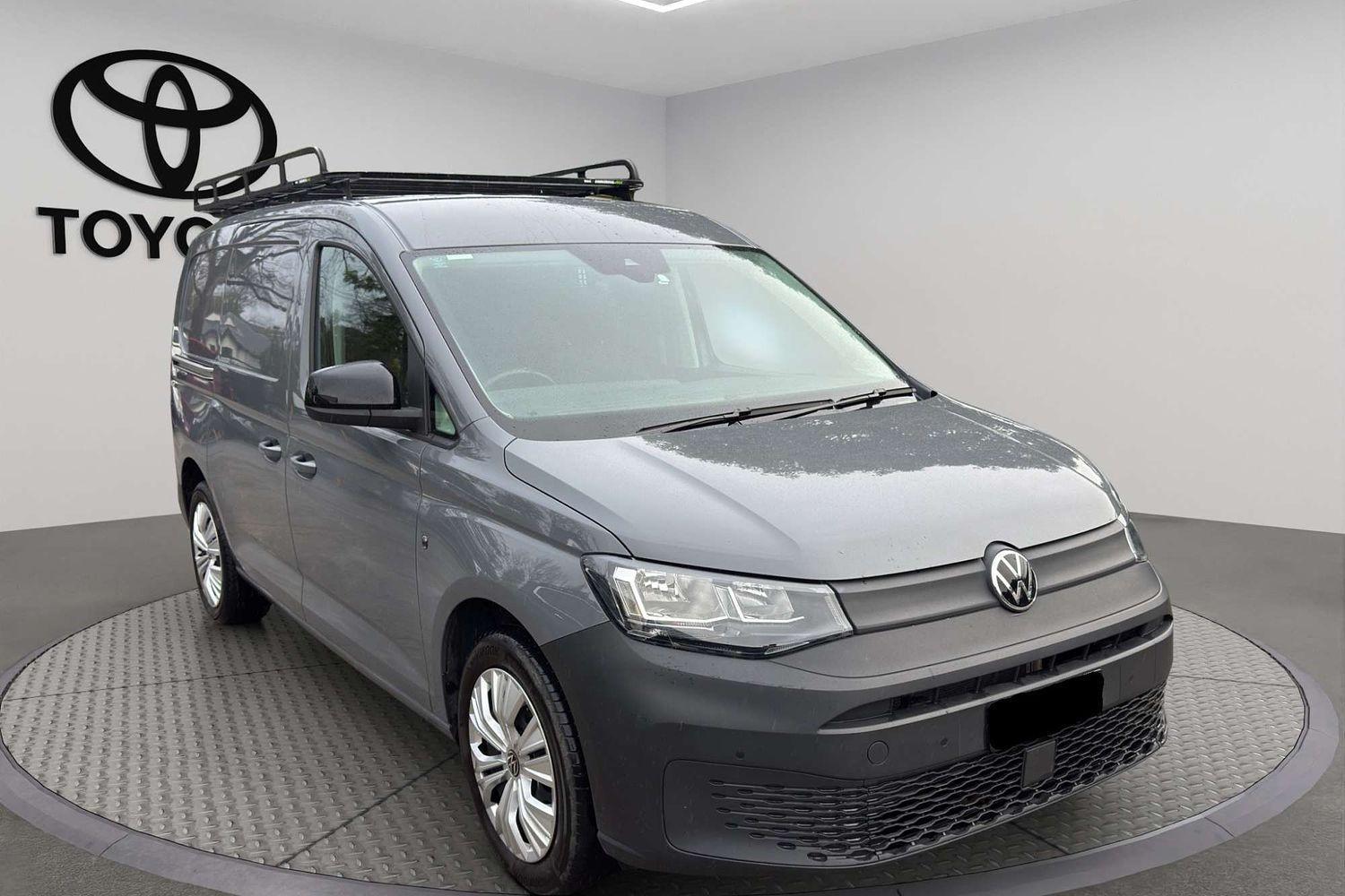 2025 Volkswagen Caddy TDI320 in Silver M.