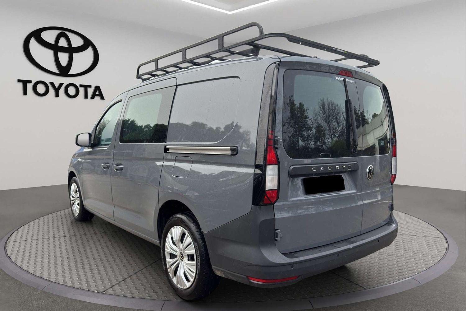 2025 Volkswagen Caddy TDI320 in Silver M.
