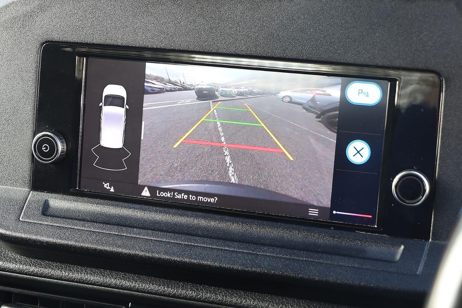 2021 Volkswagen Caddy TDI320 in White