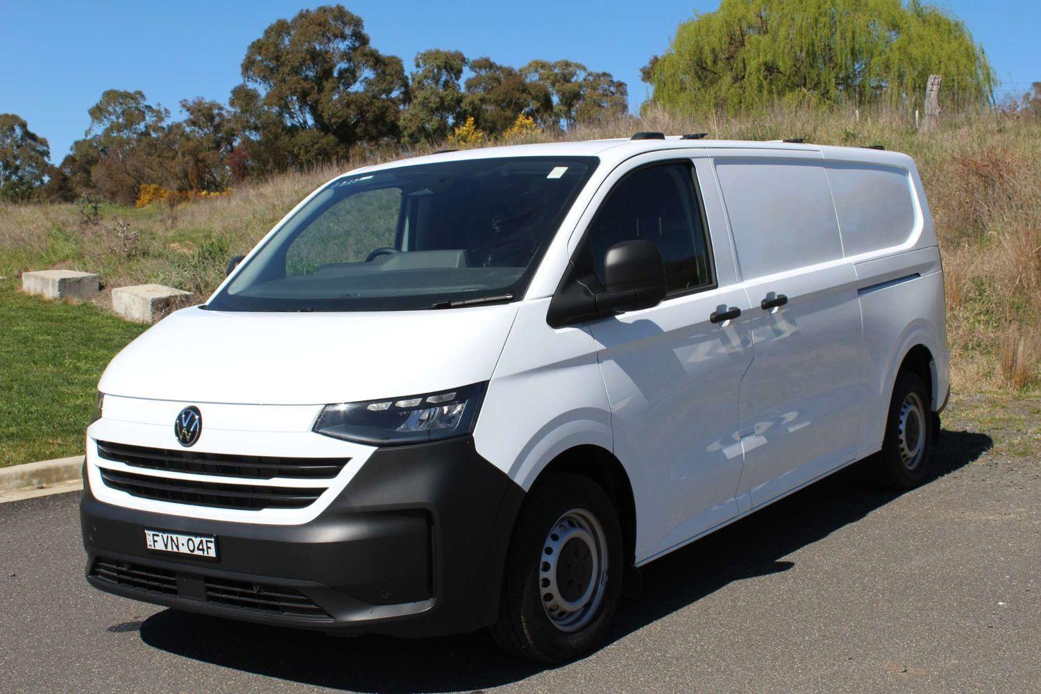 2025 Volkswagen Transporter TDI390 in Clear White (2e2e)