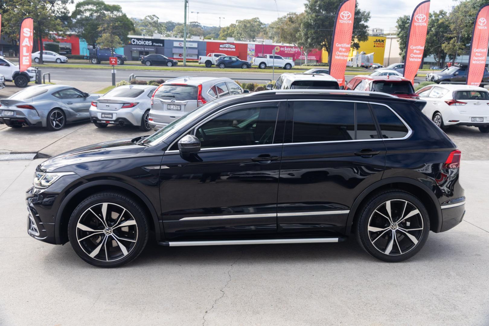 2022 Volkswagen Tiguan 162TSI R-Line in Other