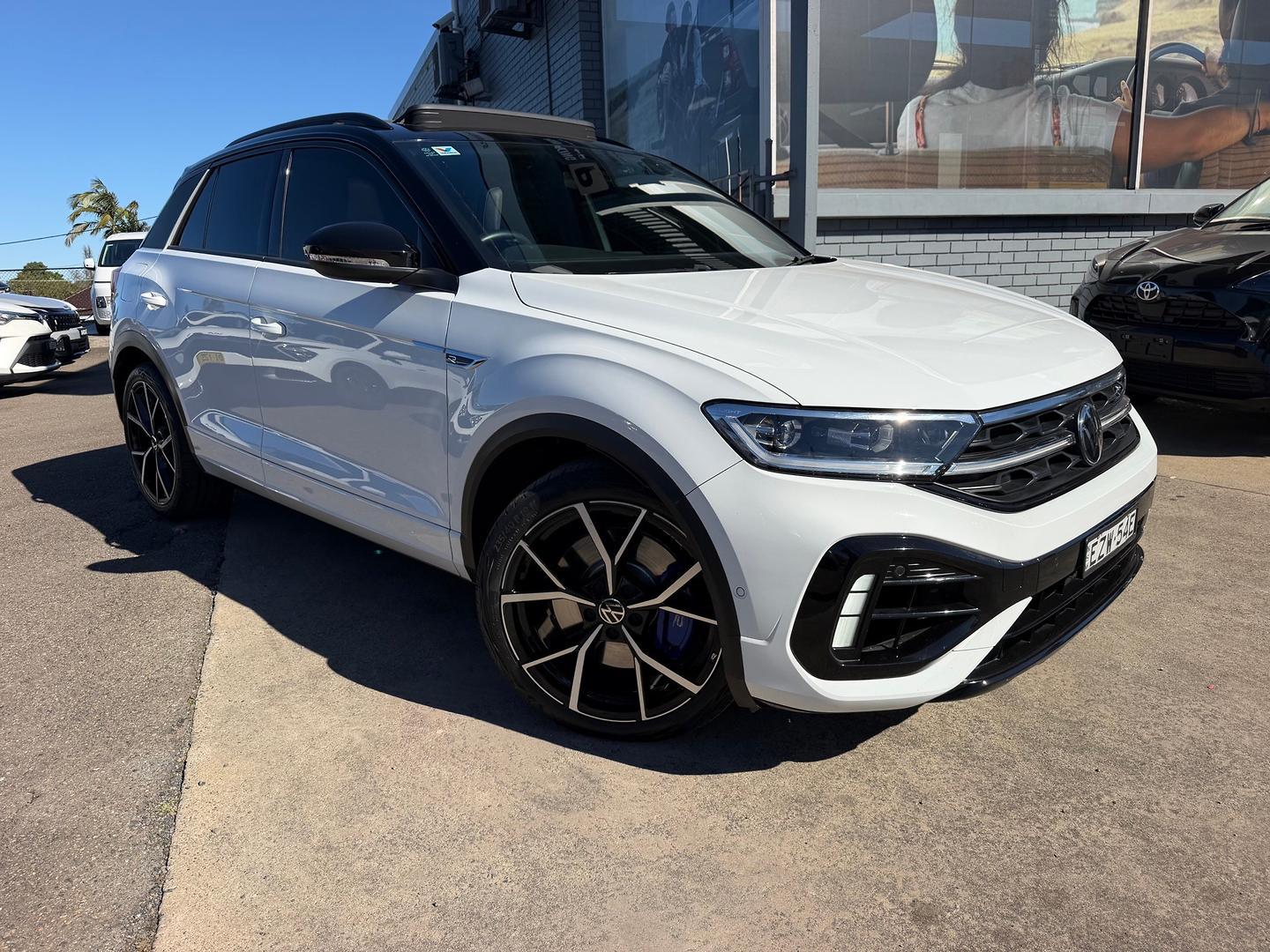 2023 Volkswagen T-Roc R in White