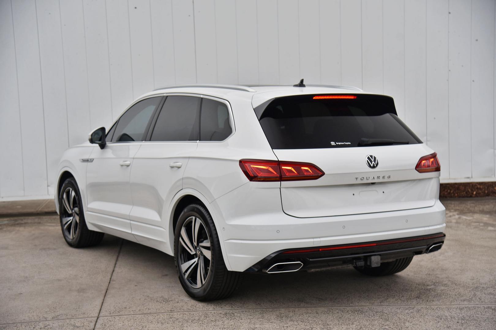 2020 Volkswagen Touareg 210TDI R-Line in White