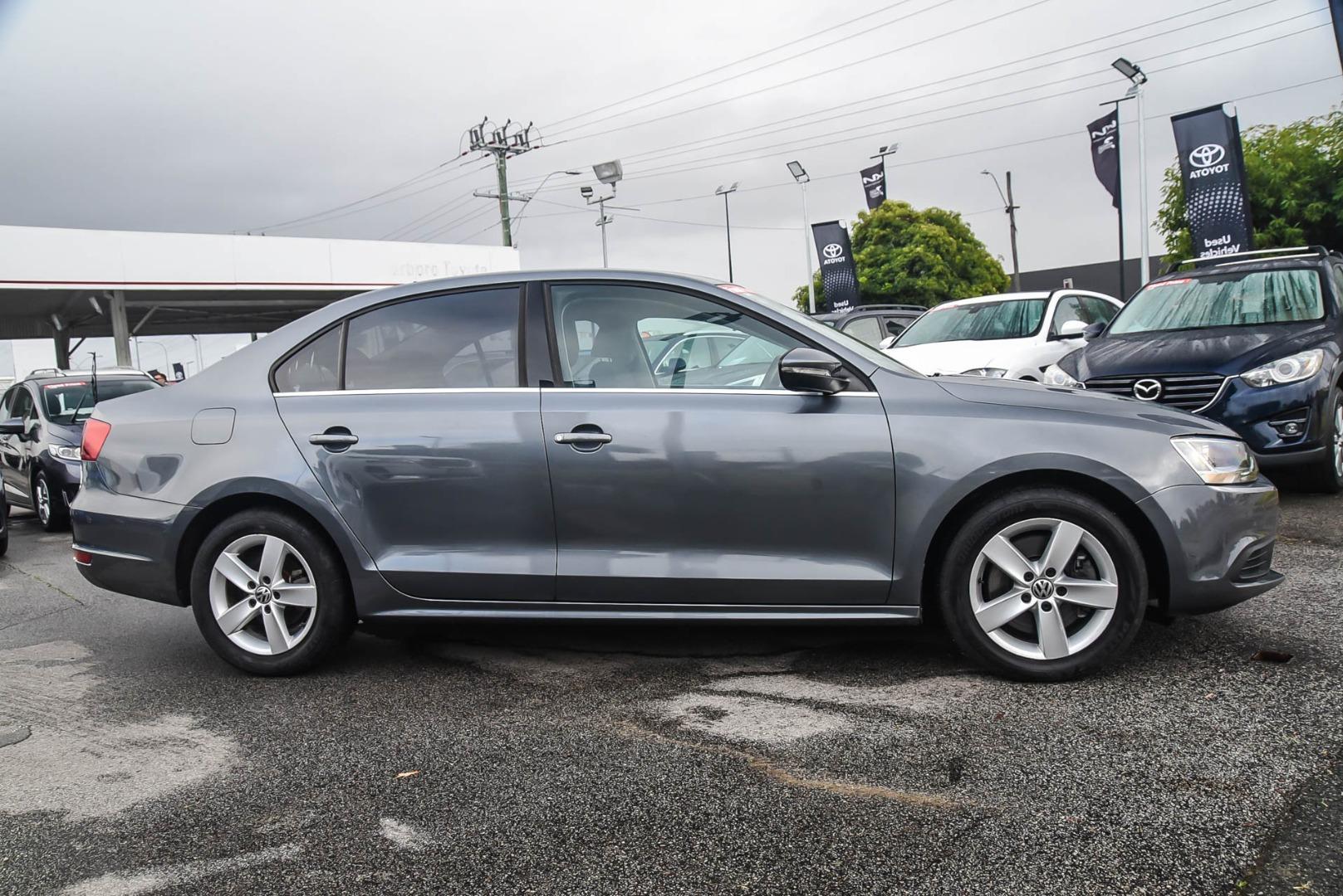 2013 Volkswagen Jetta 118TSI Comfortline in Grey