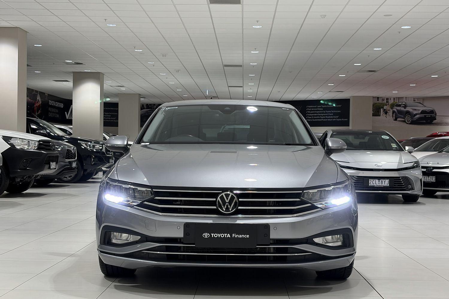 2021 Volkswagen Passat 140TSI Business in Silver