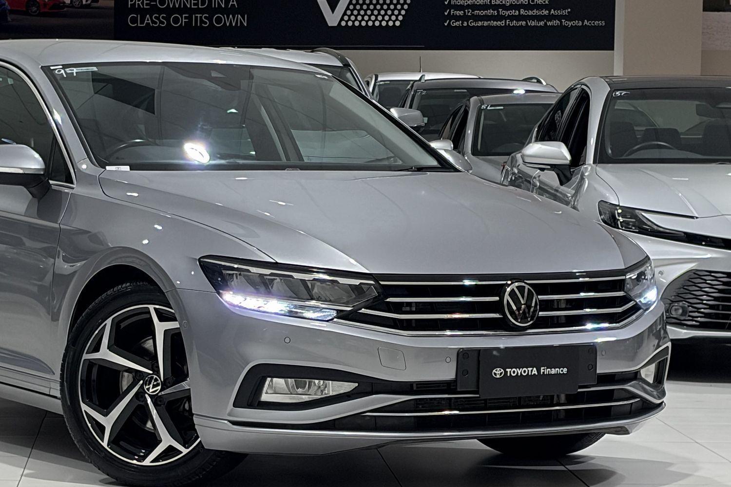 2021 Volkswagen Passat 140TSI Business in Silver