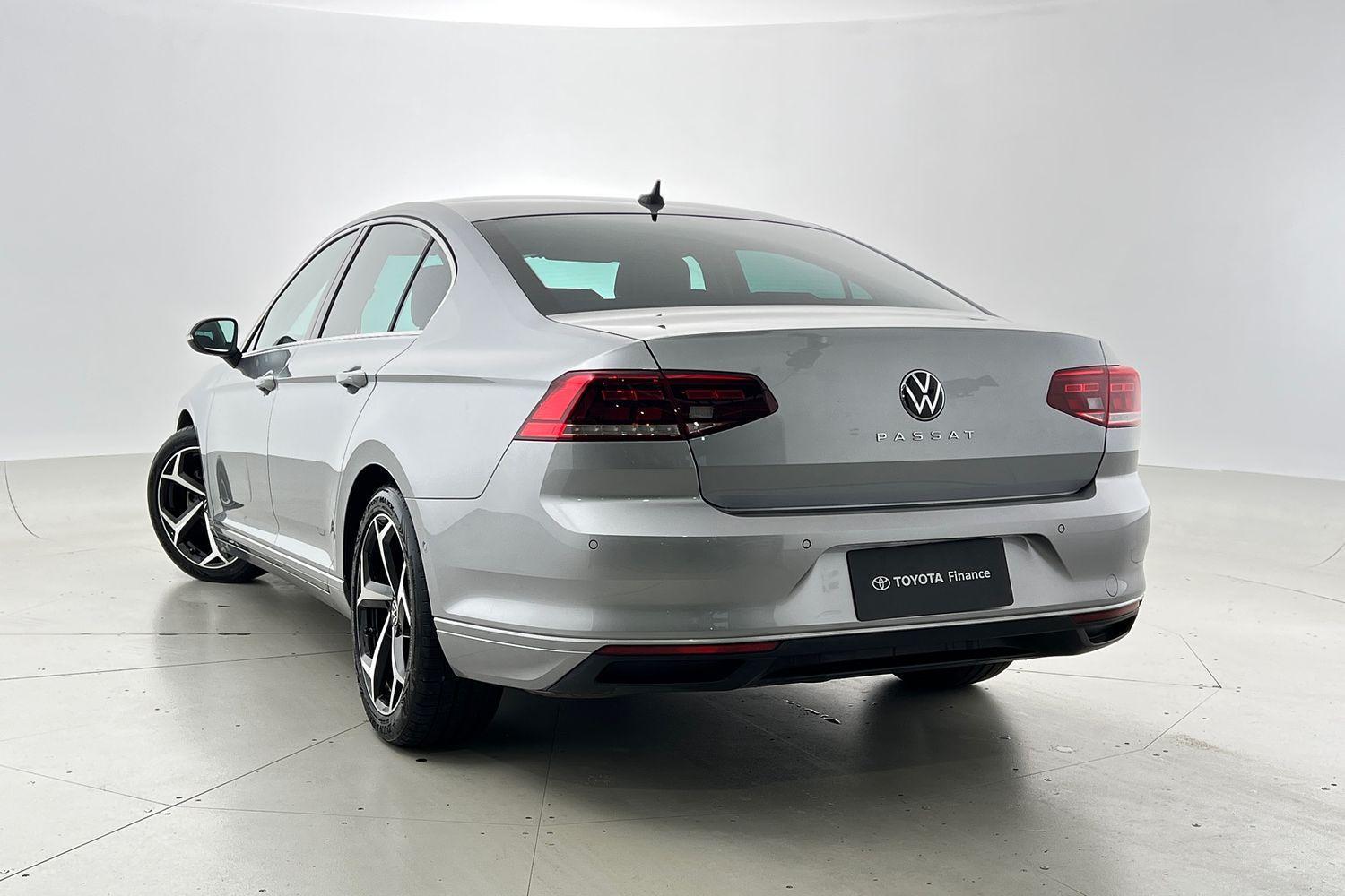2021 Volkswagen Passat 140TSI Business in Silver