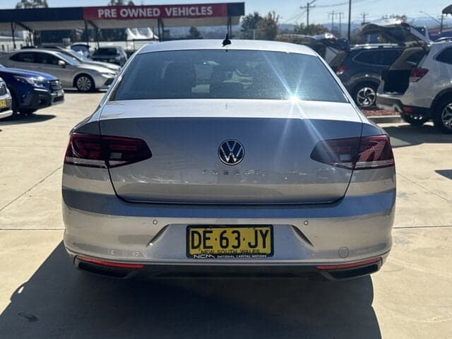 2021 Volkswagen Passat 140TSI Business in Silver