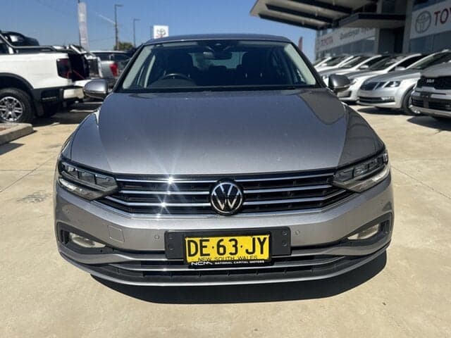 2021 Volkswagen Passat 140TSI Business in Silver