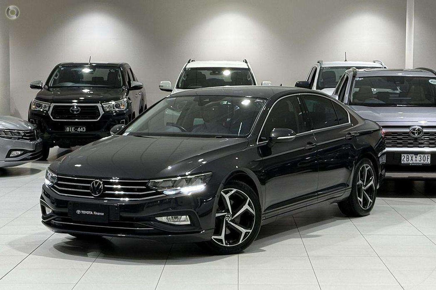 2022 Volkswagen Passat 140TSI Business in Grey
