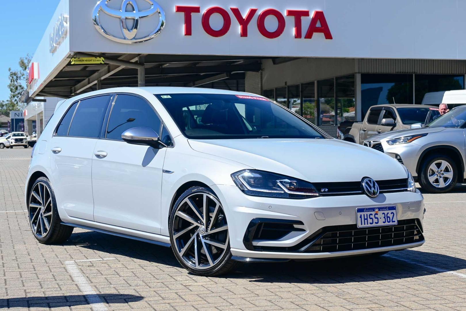 2017 Volkswagen Golf R in Other