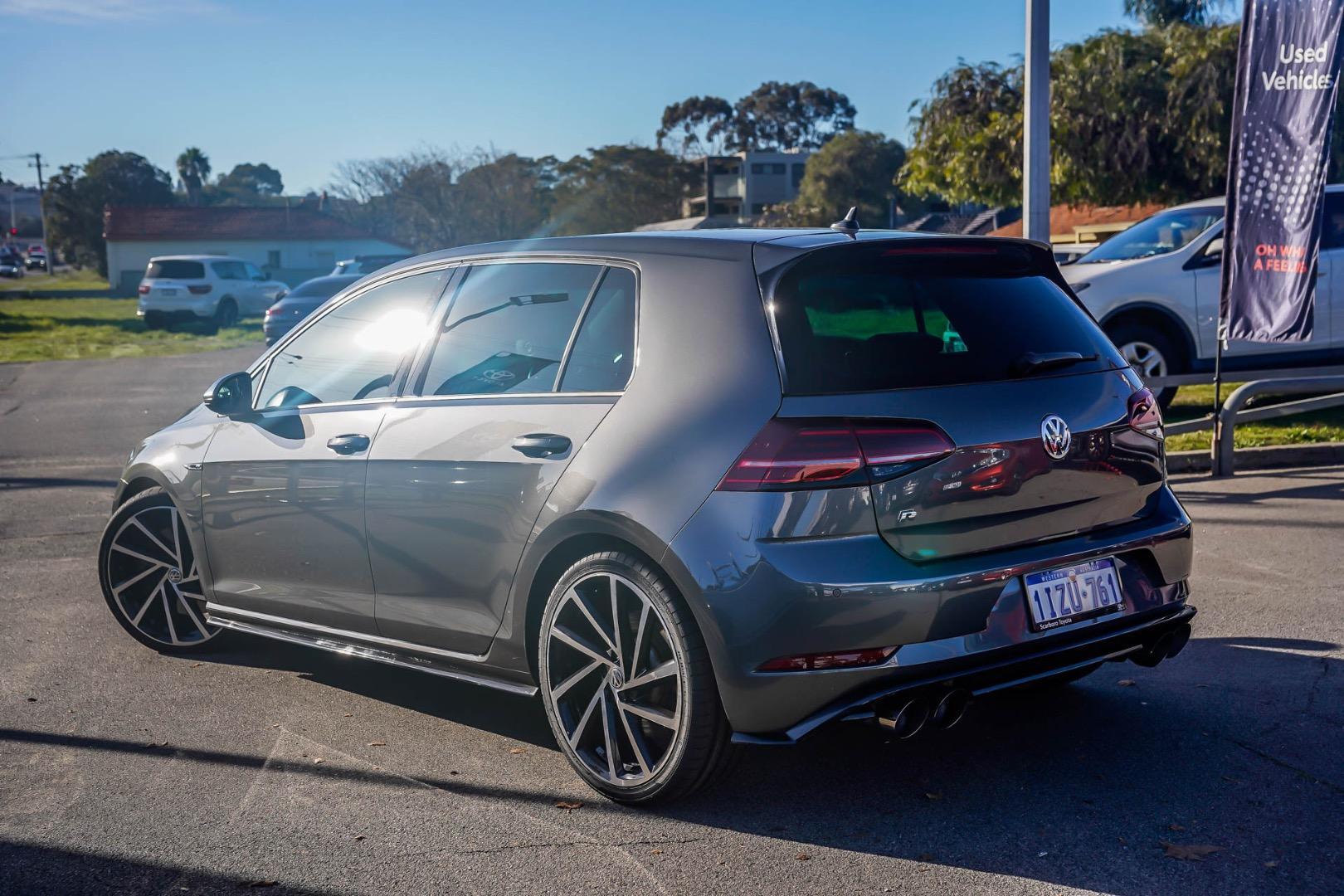 2017 Volkswagen Golf R in Grey