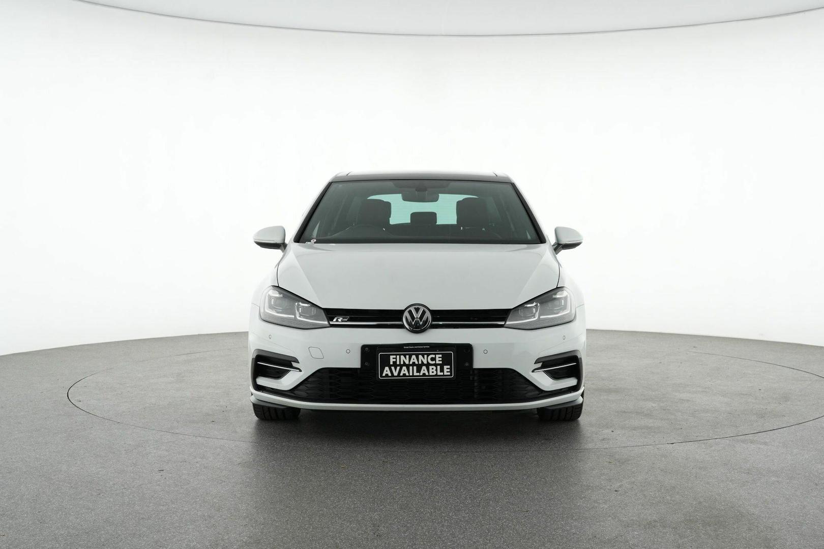 2018 Volkswagen Golf 110TSI in White