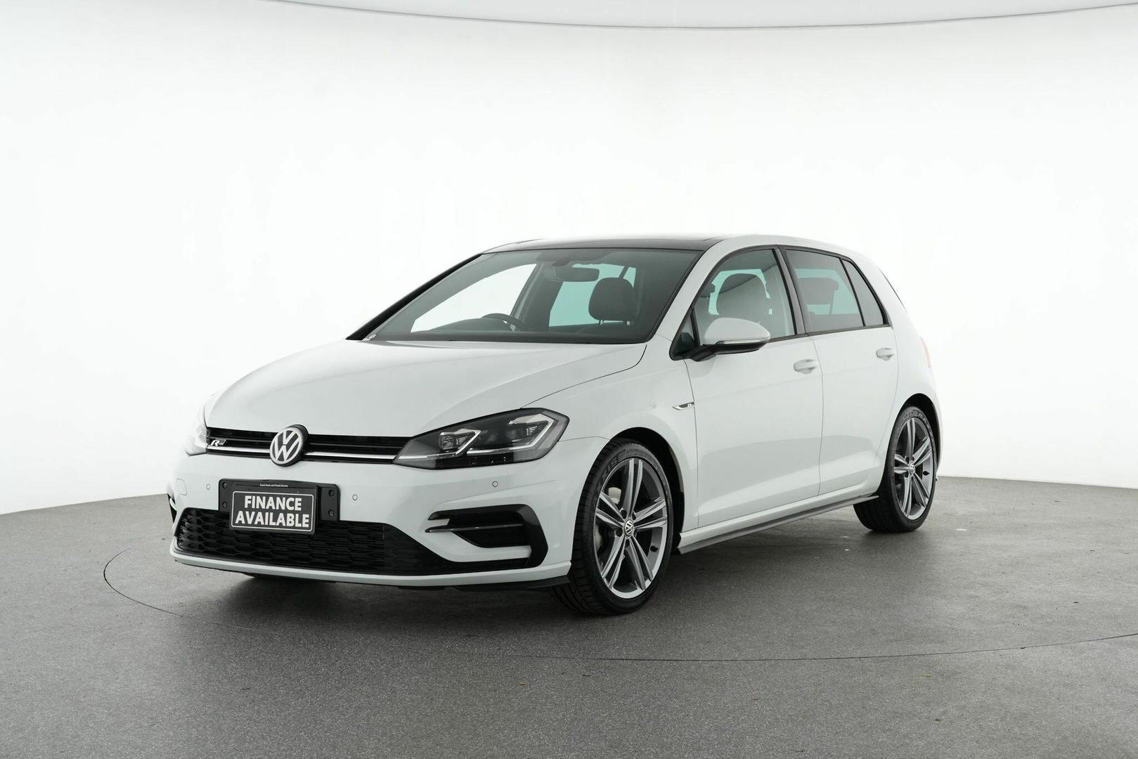 2018 Volkswagen Golf 110TSI in White