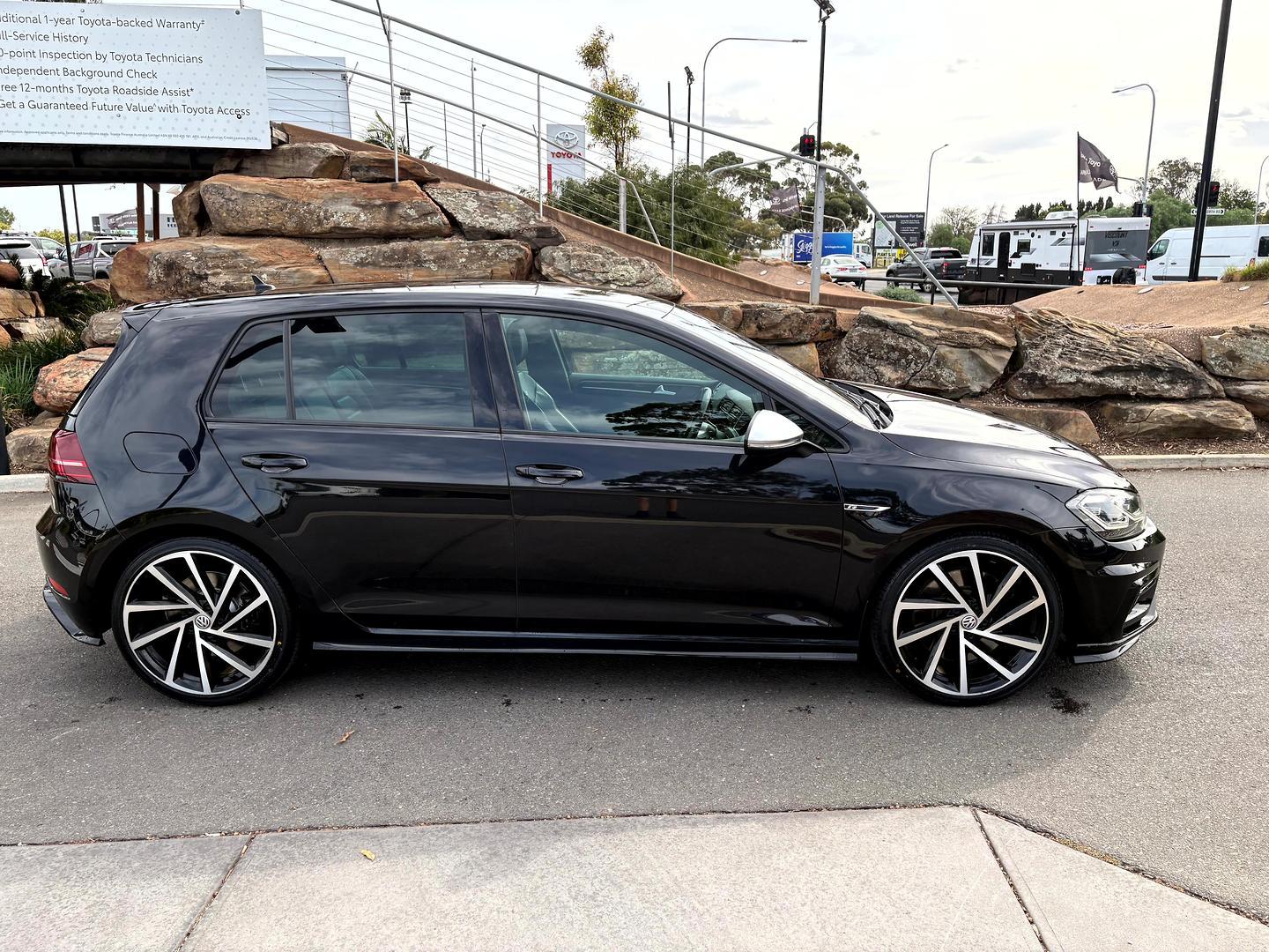 2019 Volkswagen Golf R in Black
