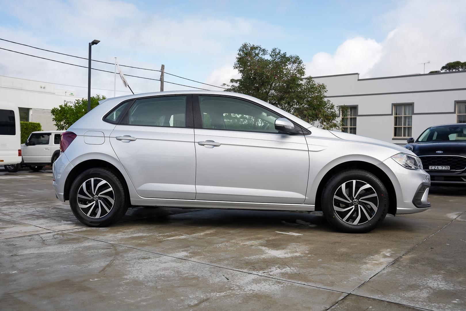 2024 Volkswagen Polo 85TSI Life in Reflex Silver (8e8e)