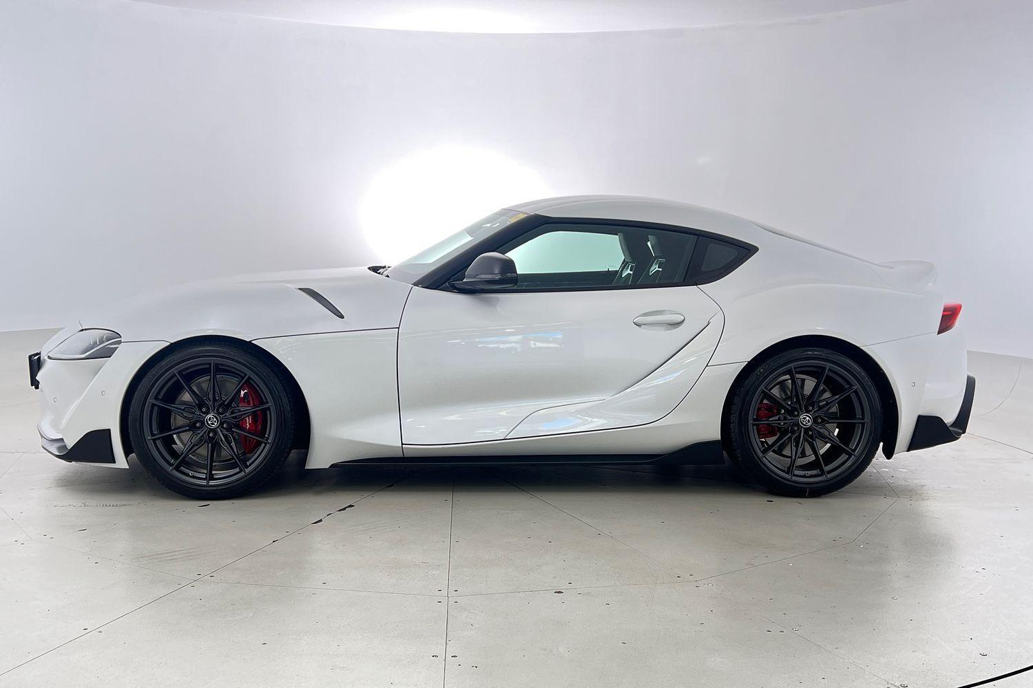 2022 Toyota Supra GTS in White
