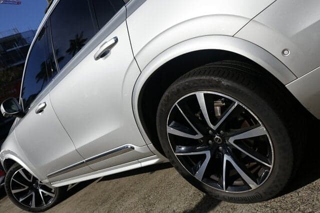 2020 Volvo XC90 T6 Inscription in Silver