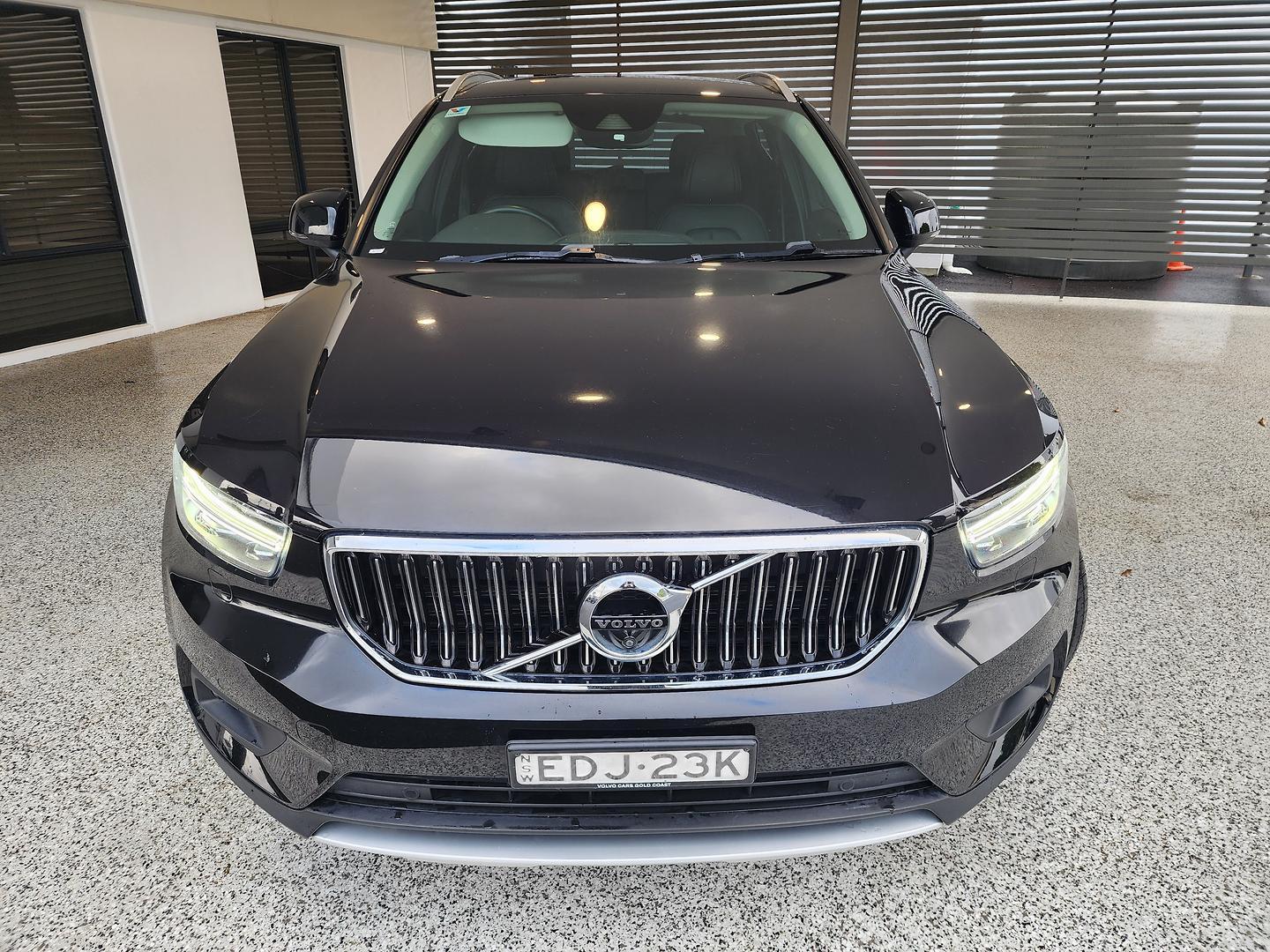 2019 Volvo XC40 T4 Inscription in Black