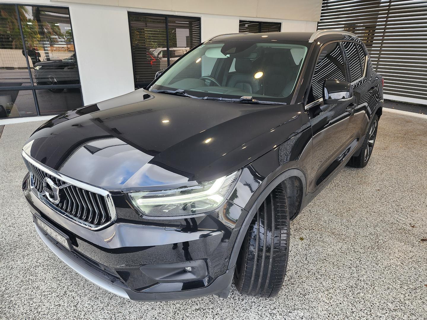 2019 Volvo XC40 T4 Inscription in Black
