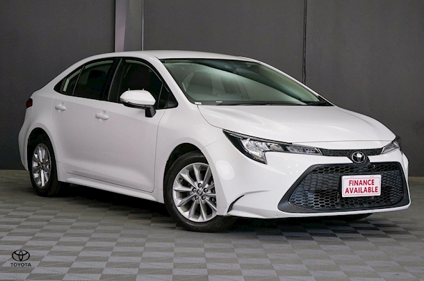 2020 Toyota Corolla Sedan Ascent Sport